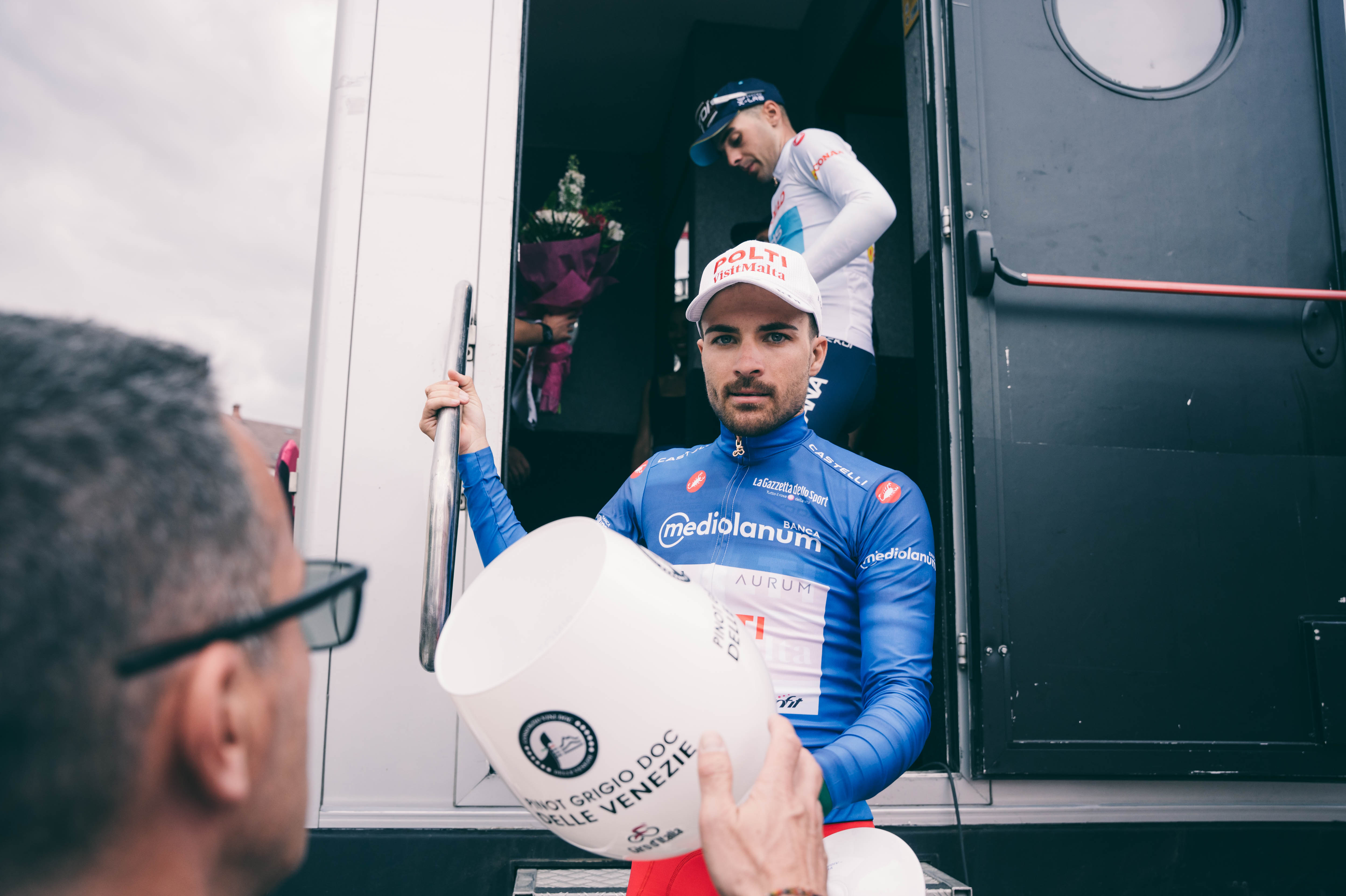 Mirror Media - GAB07412